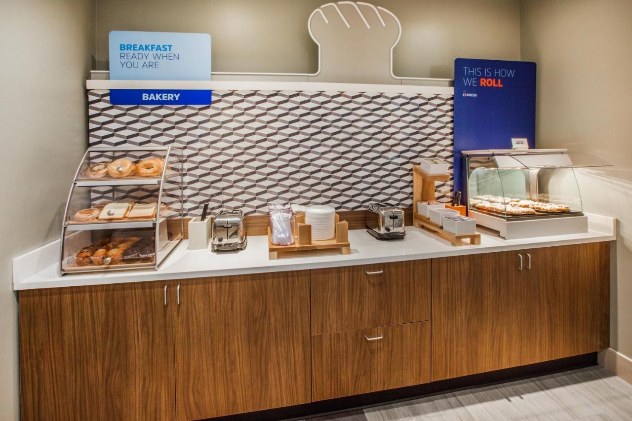Holiday Inn Express & Suites - Burley By Ihg Luaran gambar